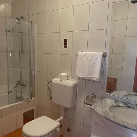 Petra Apartment *