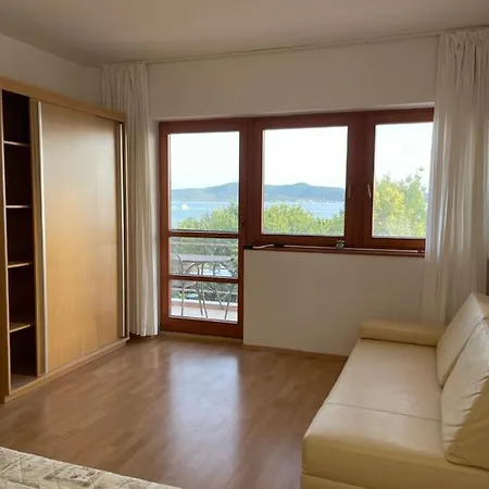 Apartment Petra *