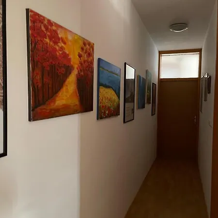 Petra Apartment Sukosan